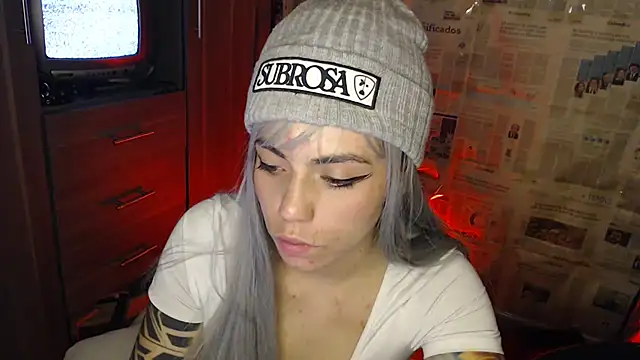 i_am_nina_ Chat XXX in diretta