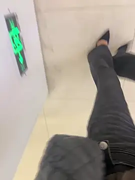 yimisun01 网络视讯表演