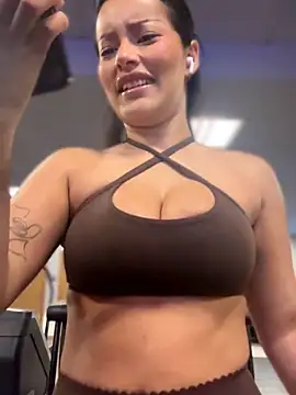 دردشة Risky_Workouts الجنسية المباشرة