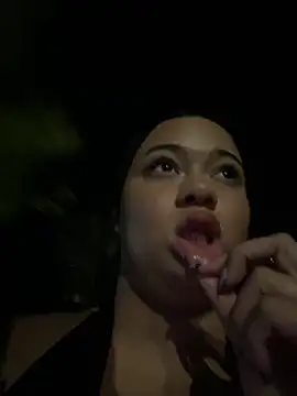 Datoka_adrenaline Chat XXX in diretta