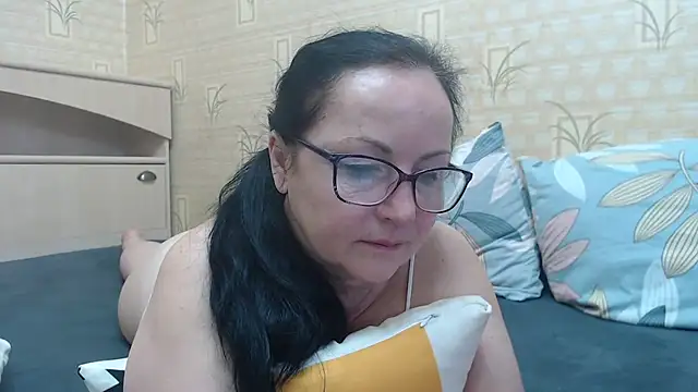 Вебкам-шоу Alma44