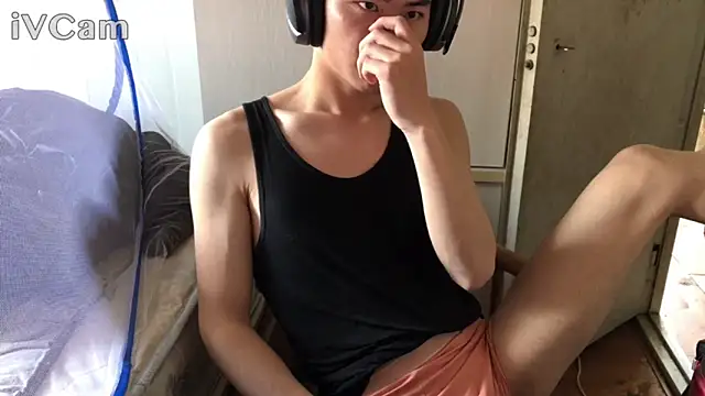 dyjdddttjのウェブカメラショー