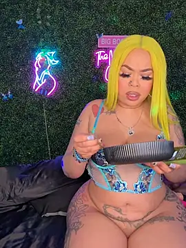 RenaThickAss: вебкам-шоу