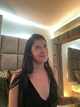 Chat +18 de BrigitteVons ao vivo