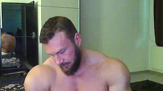 muscularkevinのウェブカメラショー