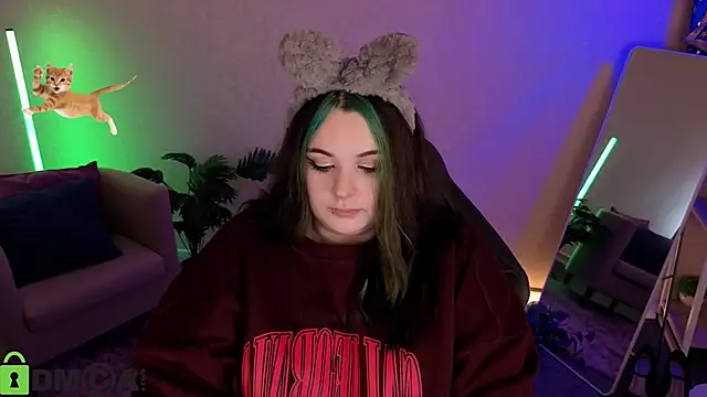 Mia_R0ss Chat XXX in diretta