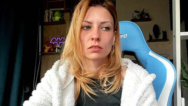 karo123421のライブXXXチャット