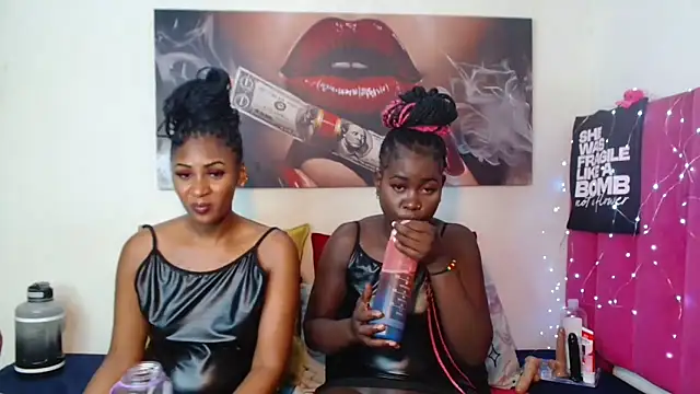 Moreish-06 网络视讯表演