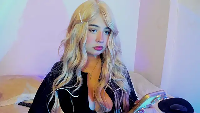 Lilith_salvatoree Chat XXX live