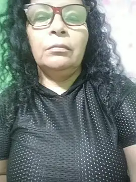 Amarantha25 Adlı Modelin Canlı XXX Sohbeti