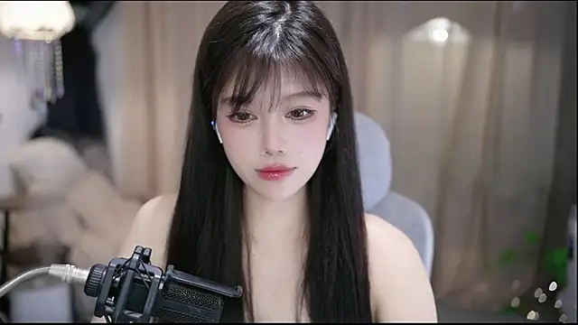 Cecily: απευθείας συνομιλία ΧΧΧ