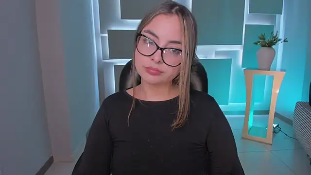 Онлайн чат XXX AllisonRogersX