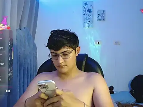 yesitwink_ Webcam-Show