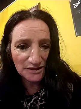 XXX chat uživo modela Andre_cloefoxx_