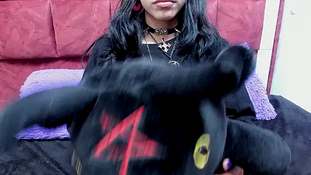 Онлайн чат XXX DAKOTALUCIFENA