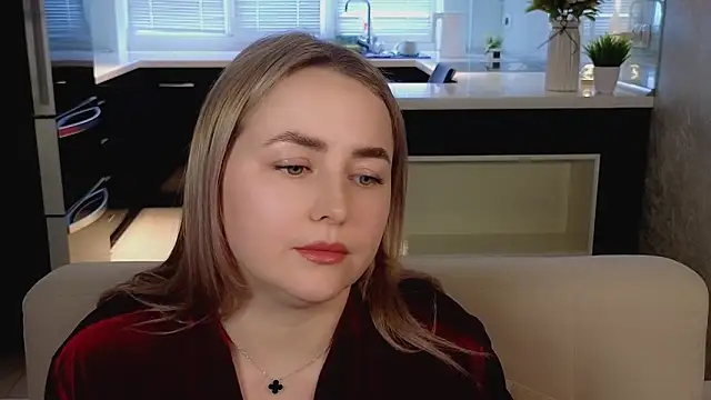 Онлайн чат XXX Mira_Mermayd