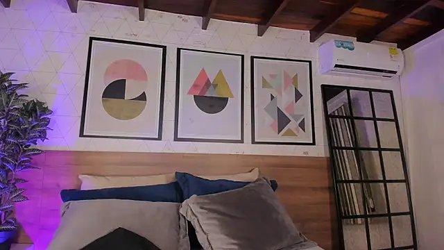 Czat XXX na żywo – MiaKay1