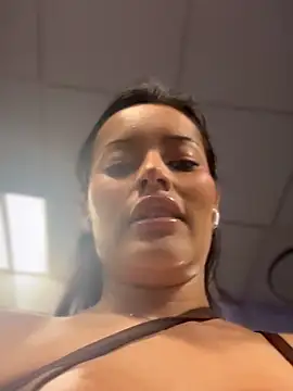 Risky_Workouts' Live XXX Chat