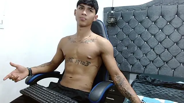 luka_big18 Live XXX-Chat