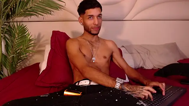 Thiagoferreti Chat XXX in diretta