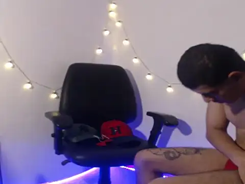 CherryH0ttie Chat XXX in diretta