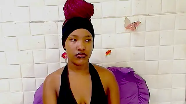 EroticSexyPrada's Live XXX Chat