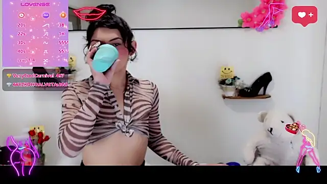 NathalialLooes Adlı Modelin Canlı XXX Sohbeti