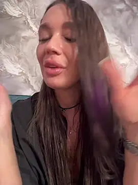 Czat XXX na żywo – Emma_Catt