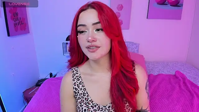 Chat +18 de Camila_Rivers ao vivo