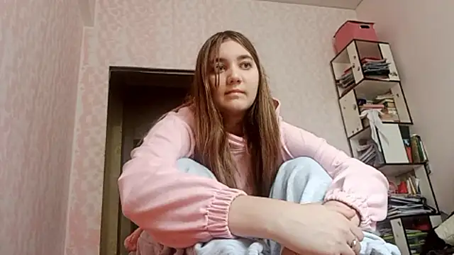 Chat +18 de JanineThielman ao vivo