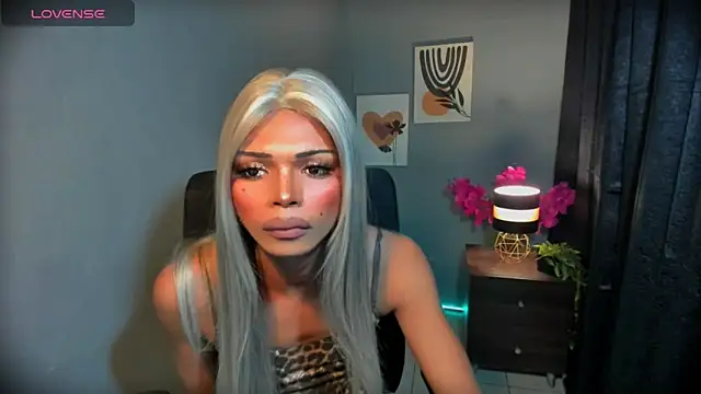 xEllaineCumsLotx Pertunjukan Webcam