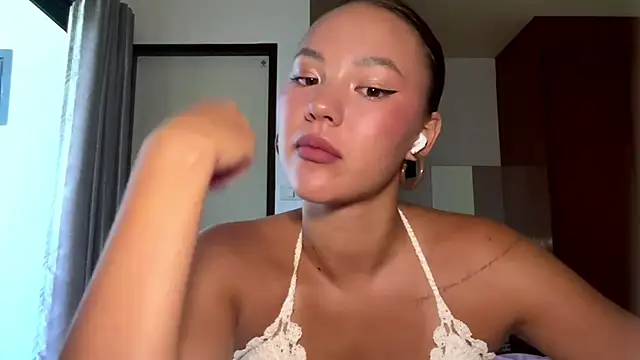 kamila_18_french: απευθείας συνομιλία ΧΧΧ