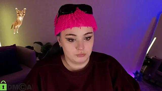 Mia_R0ss Adlı Modelin Canlı XXX Sohbeti