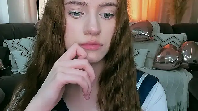 Erica_Kiss Obrolan Langsung XXX