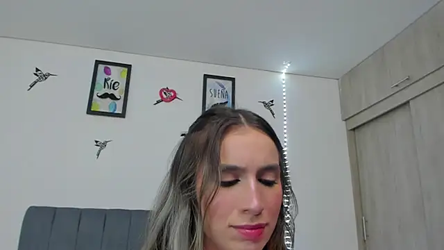 Živý XXX chat im_sarah34