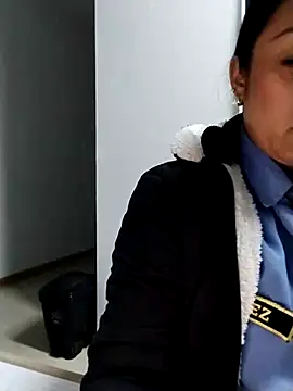 Chat XXX en directo de CRISTAL__11