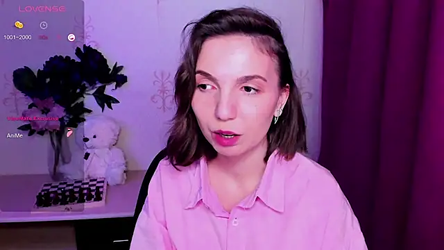 Chat XXX ao vivo de KindHazelHere_