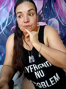 Zuleyka_69: онлайн-секс-чат