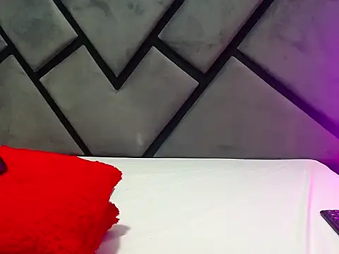 SweetLuna07 – Naživo XXX chat