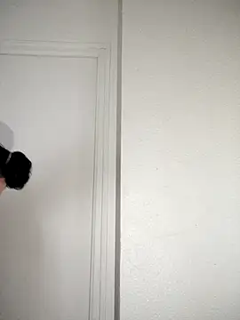 دردشة AMYRA_HOT الجنسية المباشرة