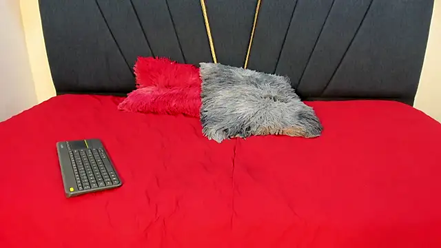 Pokazy przed kamerką – esteban_cum18