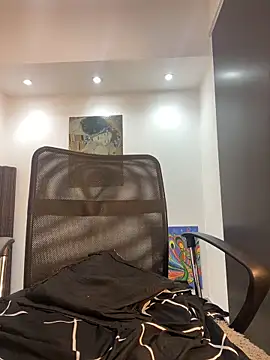 Dirtyboyhot Adlı Modelin Canlı XXX Sohbeti