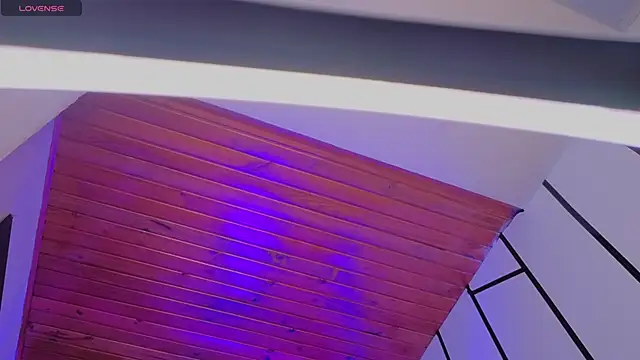 ELL_PBCのライブXXXチャット