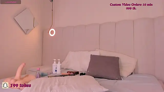 riri_candy Adlı Modelin Canlı XXX Sohbeti