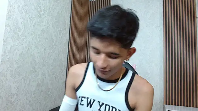 Chatroom XXX en direct de Blunt_tay