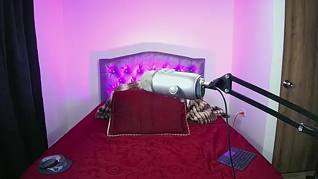 aronsmith69 – webcam-show