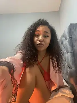 OliviaAshhh 现场XXX聊天