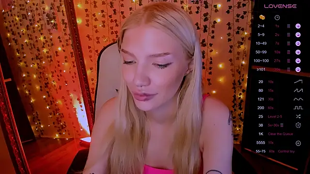 AnyaTaylor_ Adlı Modelin Canlı XXX Sohbeti