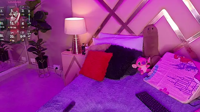 MalaikaBrown: онлайн-секс-чат