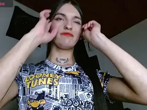 Scarlett_crastrawberry 即時 XXX 聊天